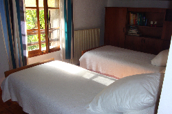Etage-Chambre double avec 2 lits simples